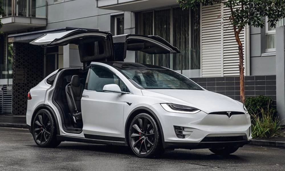 Αυτά είναι τα … Ελληνικά Tesla - (εικόνες)